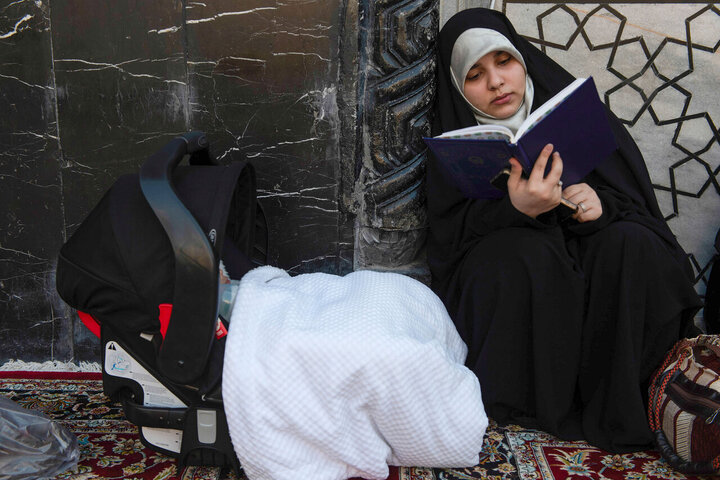 Photos: Reciting Holy Quran at Goharshad Mosque
