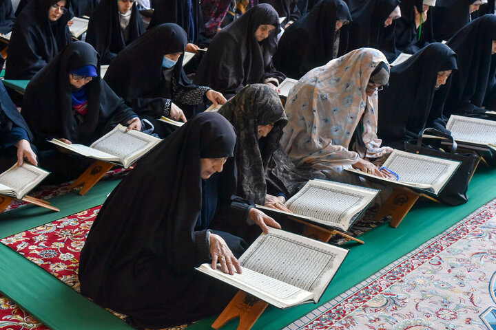 Photos: Reciting Holy Quran at Goharshad Mosque