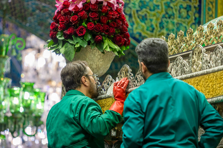 Photos: Imam Reza Holy shrine, servants welcome spring