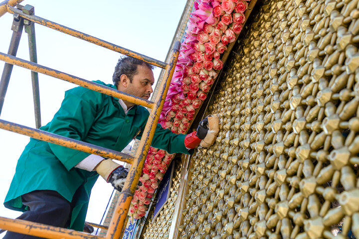 Photos: Imam Reza Holy shrine, servants welcome spring