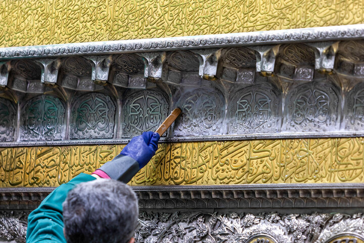 Photos: Imam Reza Holy shrine, servants welcome spring