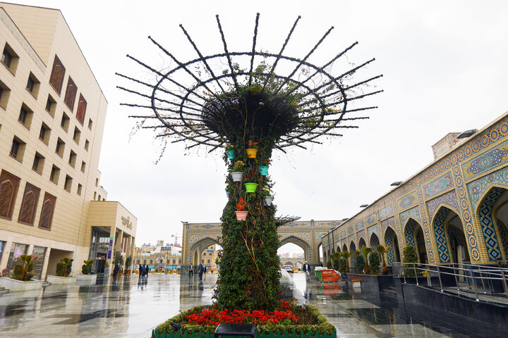 Photos: Imam Reza Holy shrine, servants welcome spring