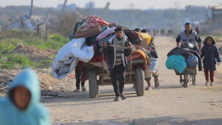 گزارش تصویری | مهاجرت فلسطینی‌ها به مناطق امن پس از حملات نظامیان صهیونیست