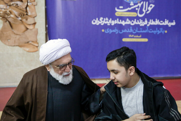 گزارش تصویری | حضور آیت‌الله مروی در ضیافت افطاری فرزندان معظم شهدا