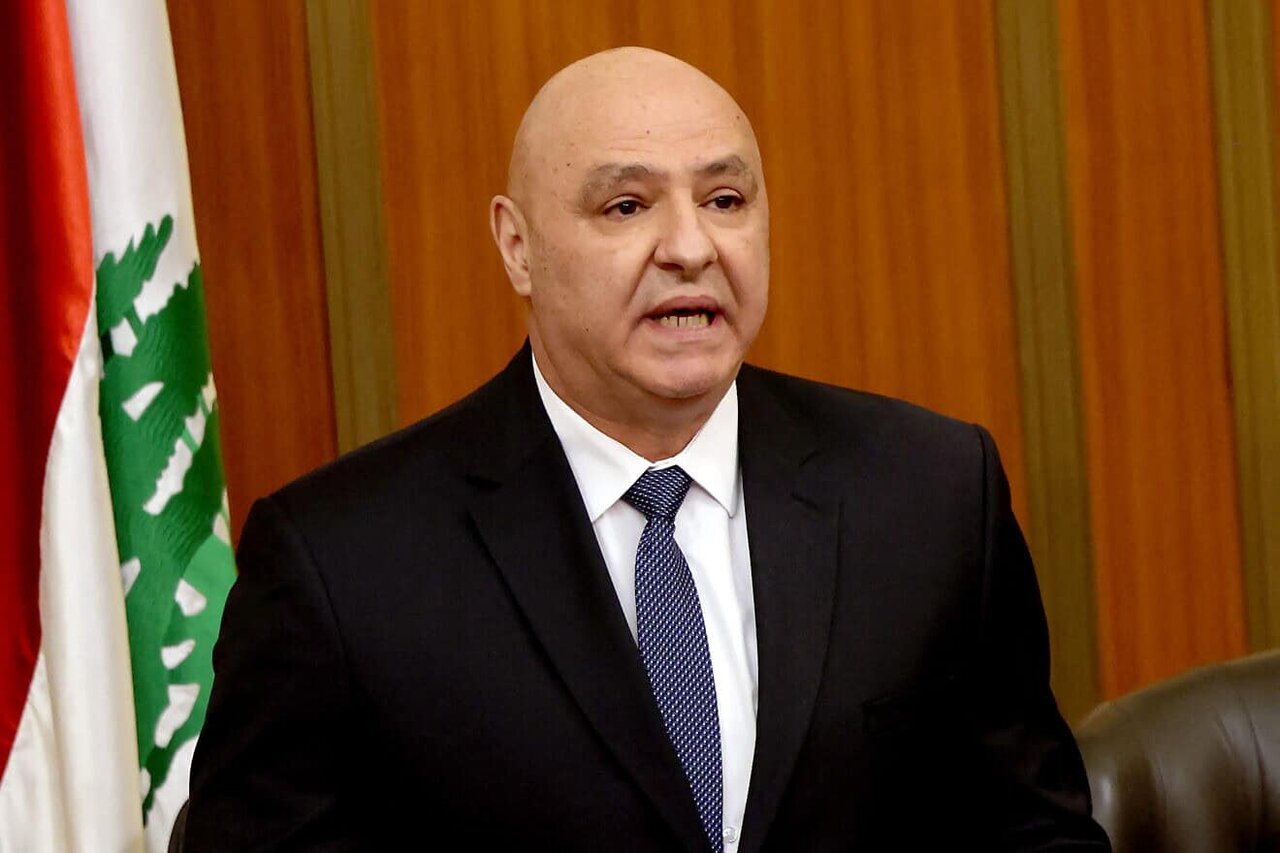 Lebanese President orders army to confront Syrian Takfiris
