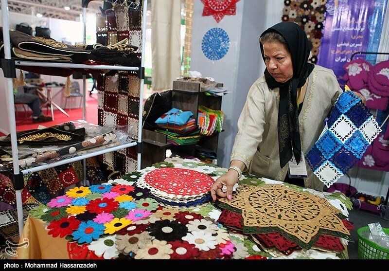 اشتغال زنان، آسیب ها و راهکارها