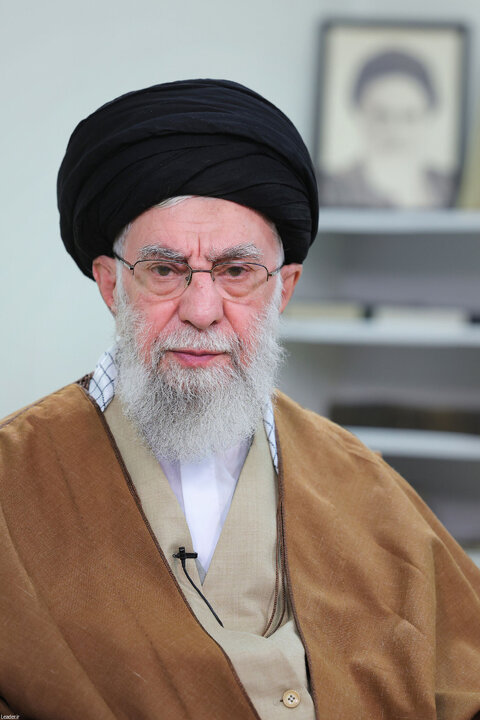 پیام نوروزی رهبر انقلاب به‌مناسبت آغاز سال ۱۴۰۴