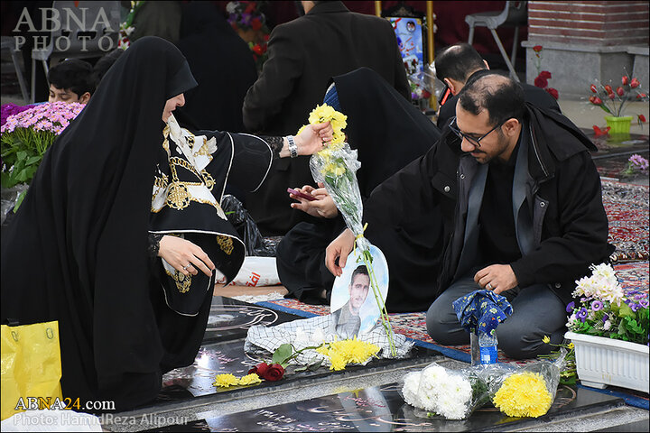 مراسم تحویل سال نو در گلزار شهدای رشت