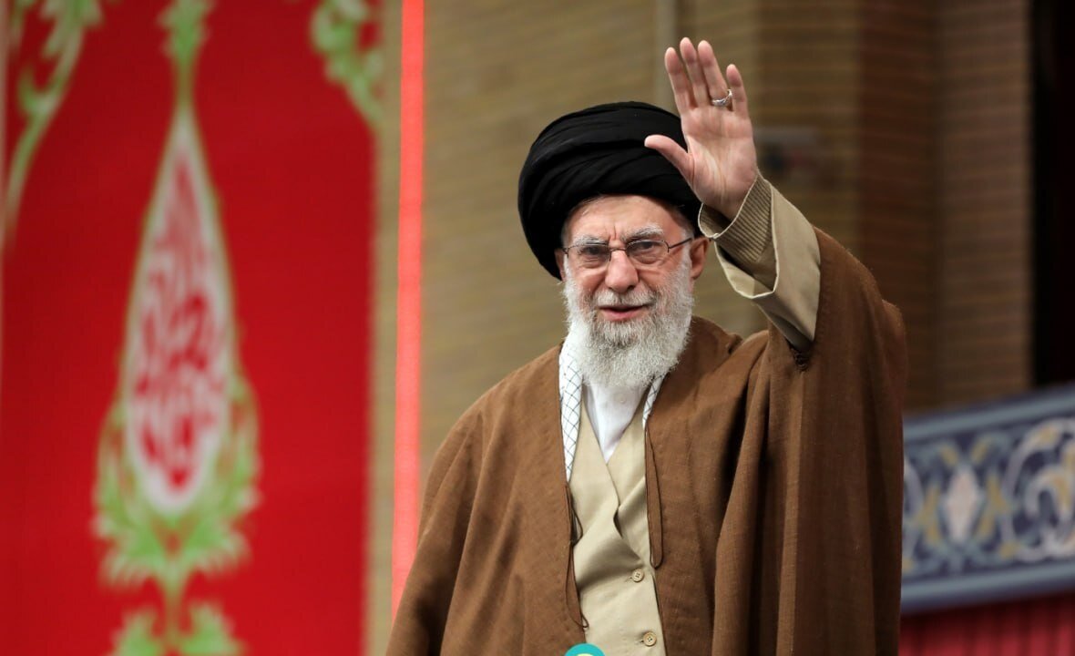 مهم‌ترین جمله امام شهید انقلاب در سال ۱۴۰۴ را شما انتخاب کنید