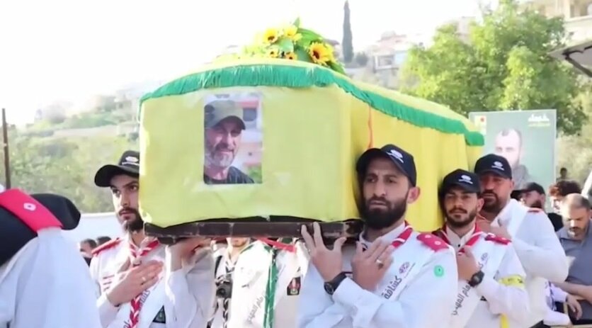 ویدیو | تشییع پیکر شهید «عماد حسن شحود» در شهرک «جویا» لبنان