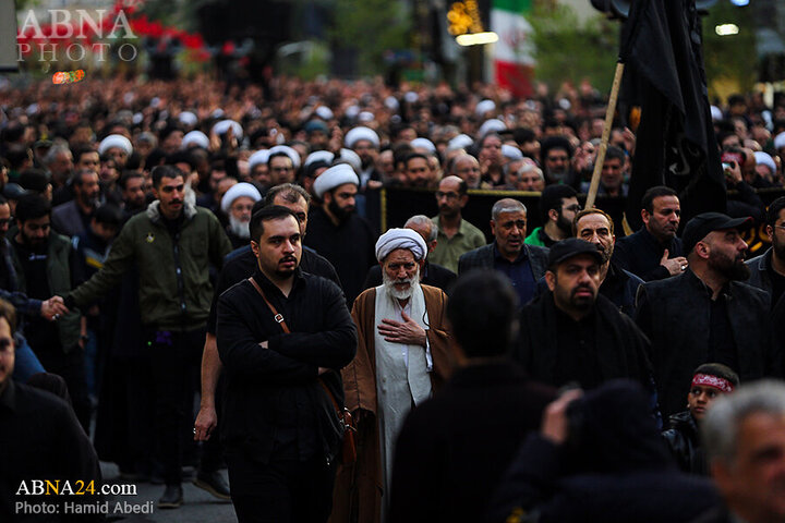 Photos: Ayatollah Vahid Khorasani attends Imam Ali mourning procession