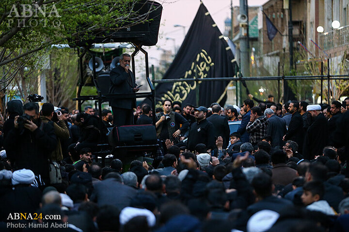 Photos: Ayatollah Vahid Khorasani attends Imam Ali mourning procession