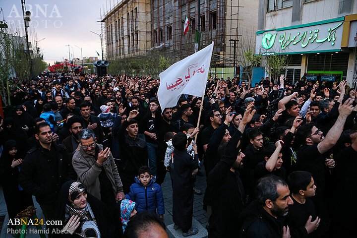 Photos: Ayatollah Vahid Khorasani attends Imam Ali mourning procession
