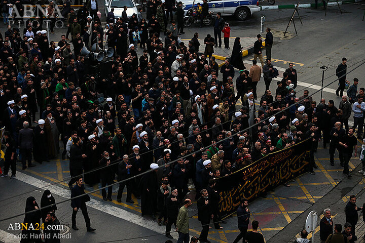 Photos: Ayatollah Vahid Khorasani attends Imam Ali mourning procession