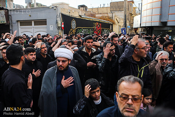 Photos: Ayatollah Vahid Khorasani attends Imam Ali mourning procession