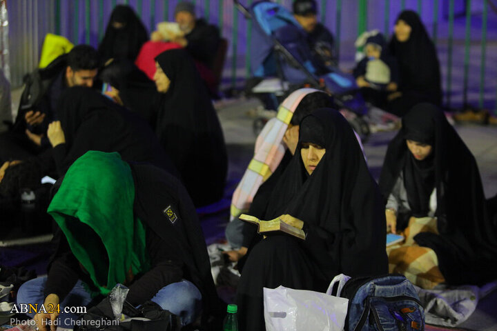 Photos: Last night of Qadr held at Hazrat Masoumeh holy shrine