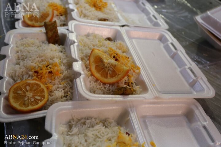 Photos: Preparing, distributing iftar meals, food packages to needy people in Isfahan
