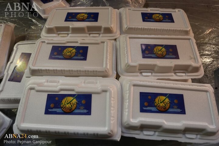 Photos: Preparing, distributing iftar meals, food packages to needy people in Isfahan