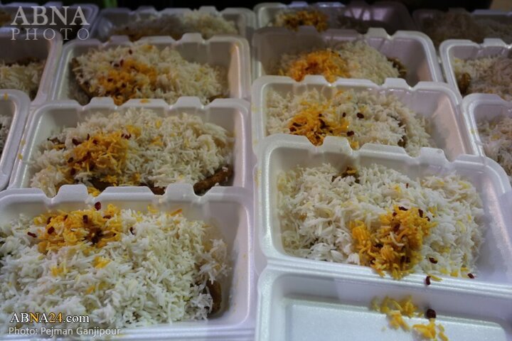 Photos: Preparing, distributing iftar meals, food packages to needy people in Isfahan