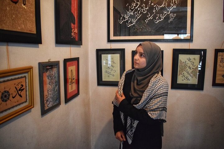 Photos: Quranic calligraphy exhibition held in Kashmir, India