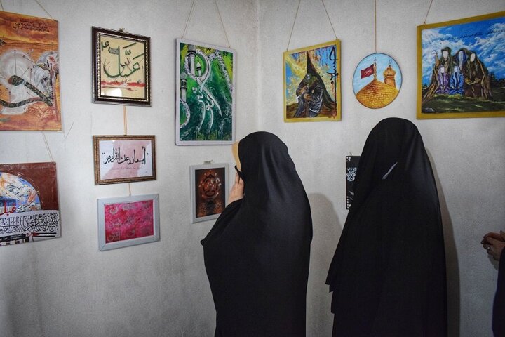 Photos: Quranic calligraphy exhibition held in Kashmir, India
