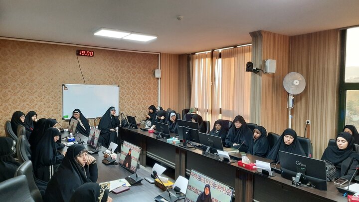پنل بانوان ششمین کنگره بین‌المللی قدس شریف