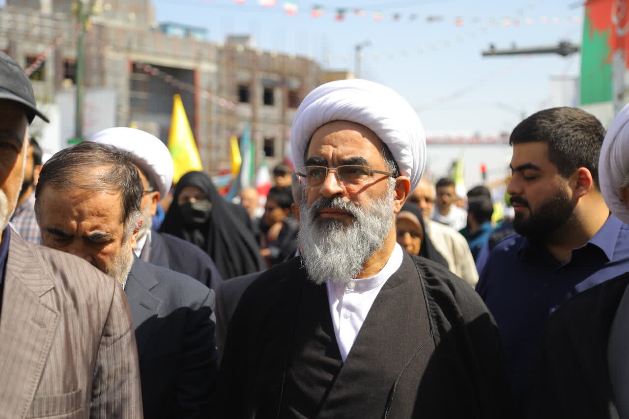آیت‌الله فاضل لنکرانی: رژیم رو به زوال صهیونیستی بداند که امروز همه مسلمان‌ها در مقابله با او مصمم‌تر هستند.