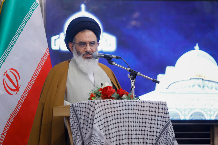 Photos: "Hayya 'ala al-Quds" conference held at Imam Reza holy shrine