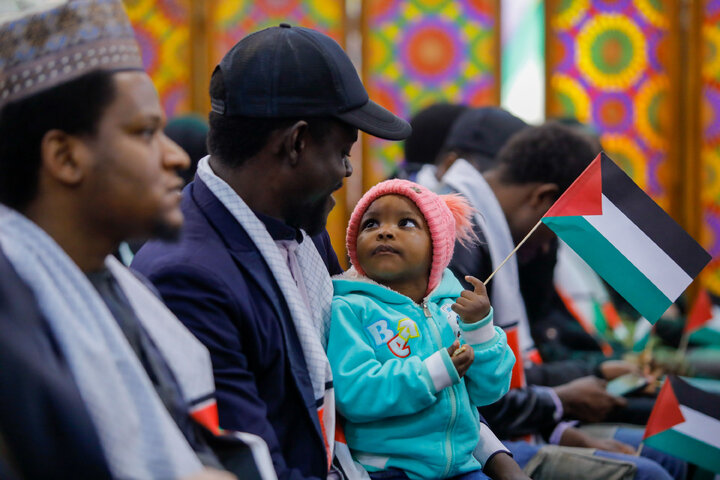Photos: "Hayya 'ala al-Quds" conference held at Imam Reza holy shrine
