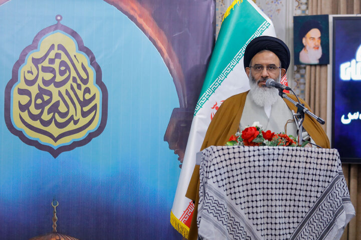 Photos: "Hayya 'ala al-Quds" conference held at Imam Reza holy shrine