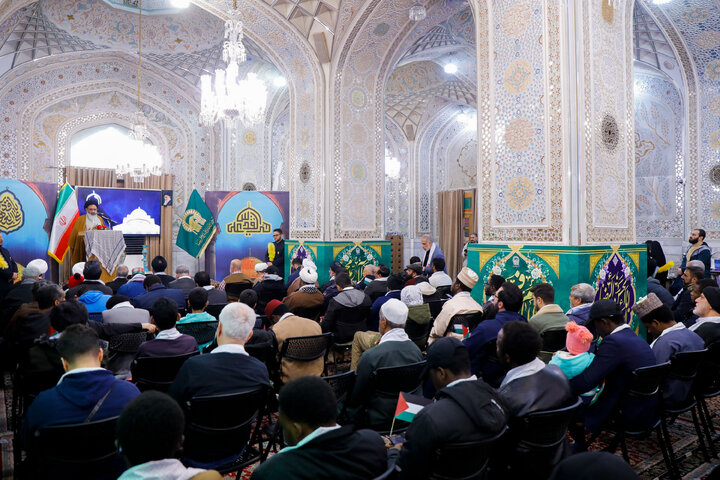 Photos: "Hayya 'ala al-Quds" conference held at Imam Reza holy shrine