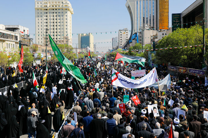 گزارش تصویری | راهپیمائی روز جهانی قدس در مشهد(1)