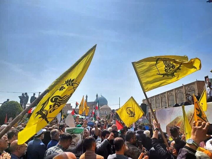 Photos: Fatemiyoun fighters, Afghan immigrants participate in Quds Day march
