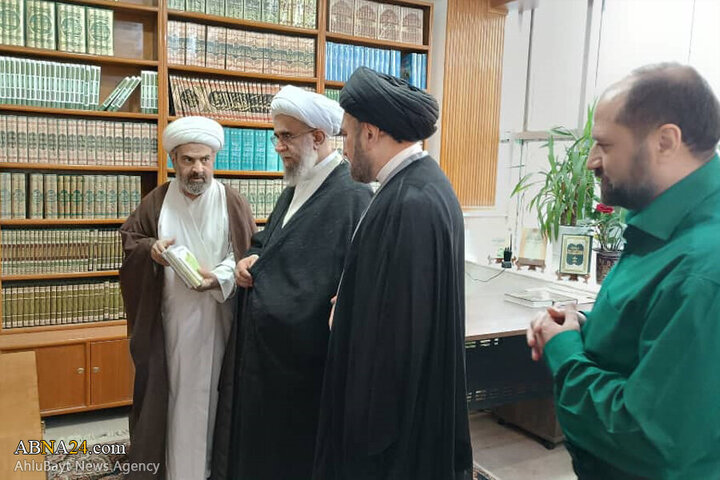 Photos: Secretary General of AhlulBayt World Assembly visits Imam Hassan Mujtaba Library in Najaf