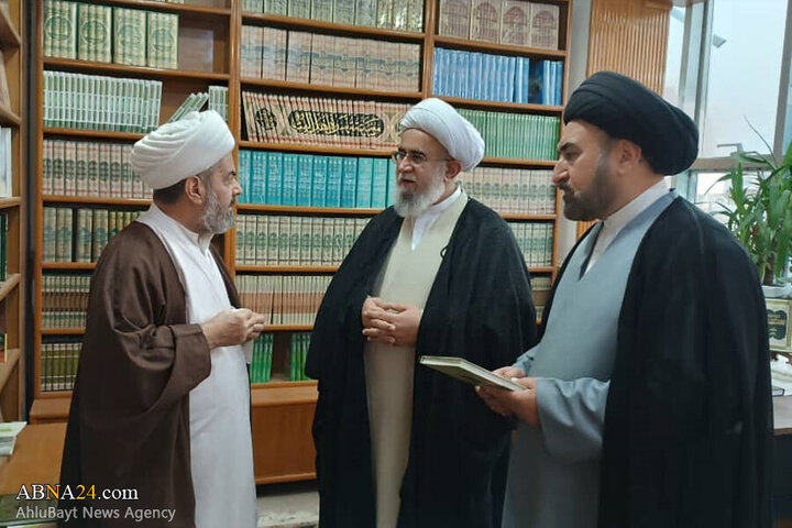 Photos: Secretary General of AhlulBayt World Assembly visits Imam Hassan Mujtaba Library in Najaf