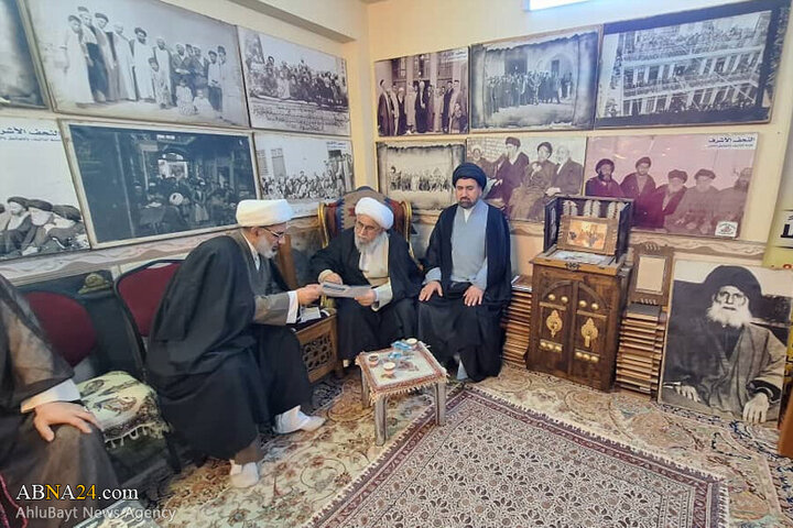 Photos: Ayatollah Ramazani visits "Torath" Writing, Researching, Publishing center of Najaf Seminary