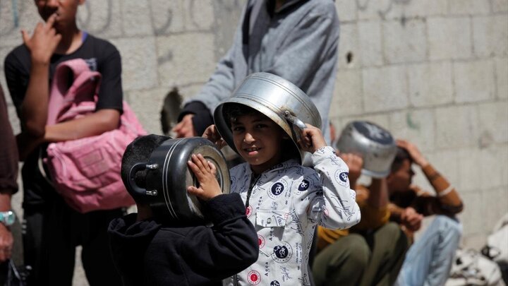 Photos: Food crisis in Nuseirat refugee camp in central Gaza