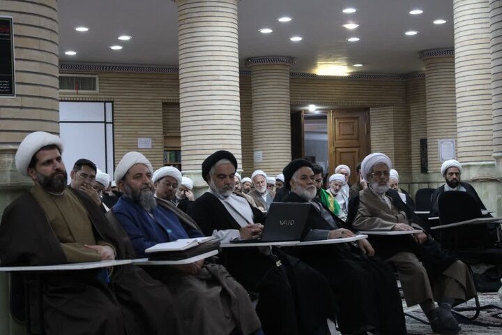 مراسم بزرگداشت تخریب قبور بقیع در قم