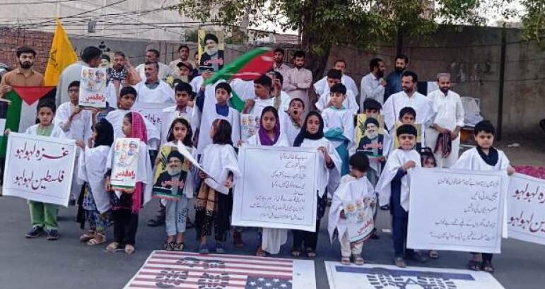 Candlelight vigil held in Pakistan to honor Gaza martyrs under recent Israeli aggression