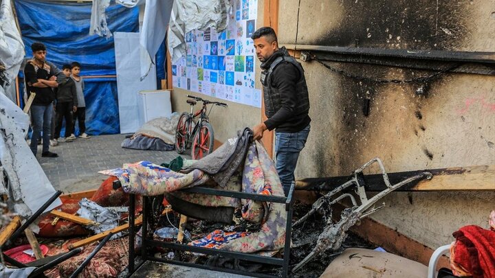 Photos: Israeli forces attack journalists' tent in Khan Yunis