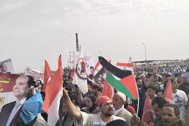 Photos: Massive demonstrations in Egypt in support of oppressed people of Gaza