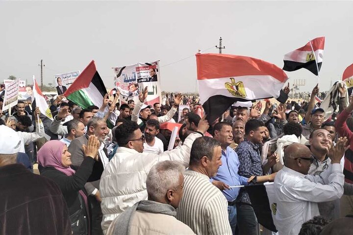 Photos: Massive demonstrations in Egypt in support of oppressed people of Gaza