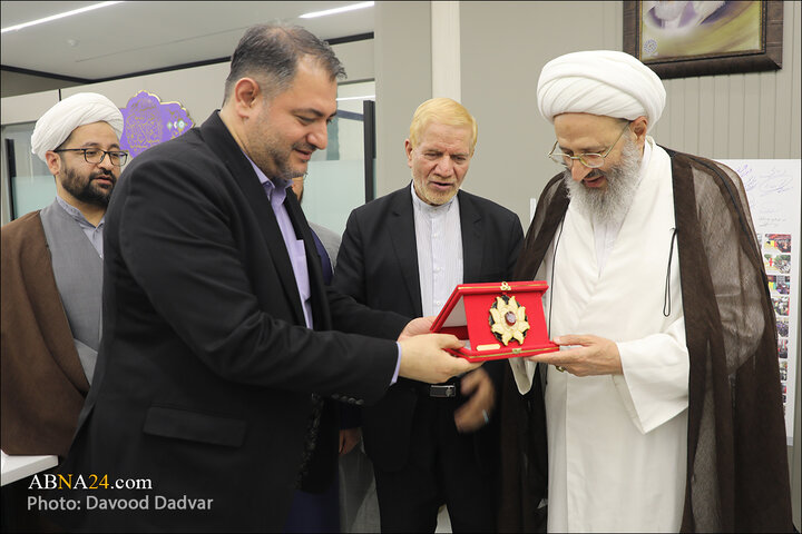 بازدید آیت‌الله فقیهی