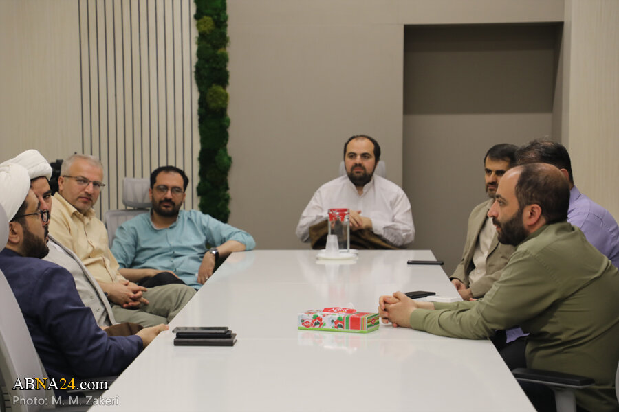 حضور جمعی از فعالان «تاریخ شفاهی» در خبرگزاری ابنا