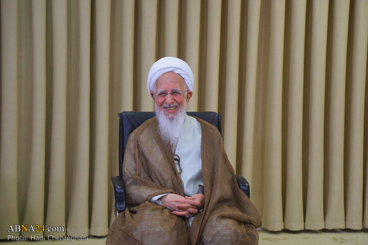 Photos: Members of Islamic Council of Qom meet with Ayatollah Javadi Amoli