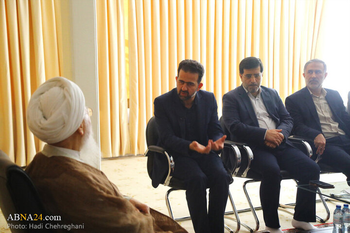 Photos: Members of Islamic Council of Qom meet with Ayatollah Javadi Amoli