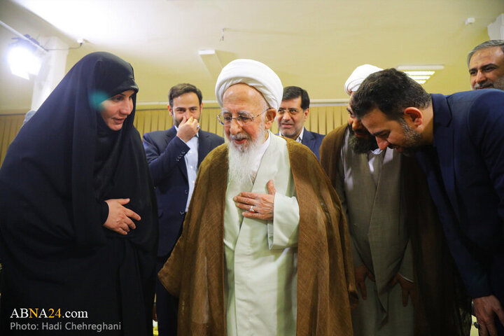 Photos: Members of Islamic Council of Qom meet with Ayatollah Javadi Amoli