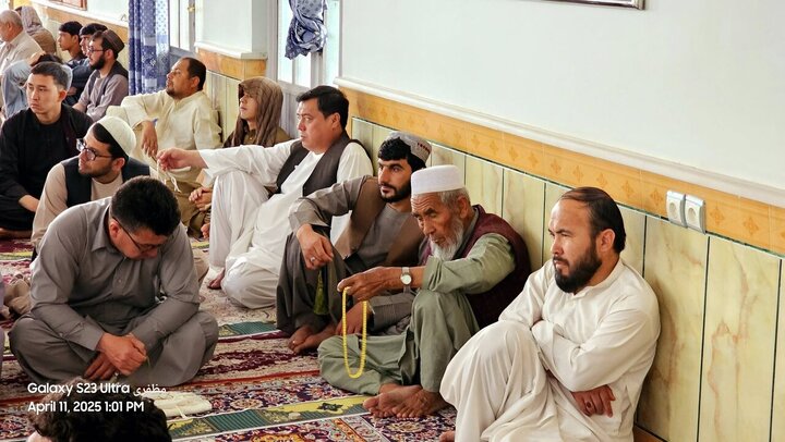 Photos: Friday prayers of Afghan Shiites in Helmand province