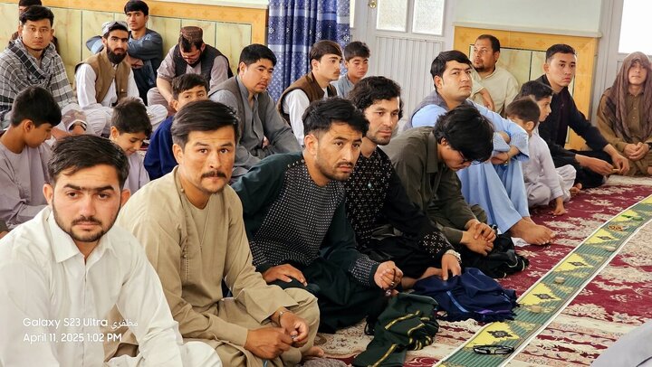 Photos: Friday prayers of Afghan Shiites in Helmand province