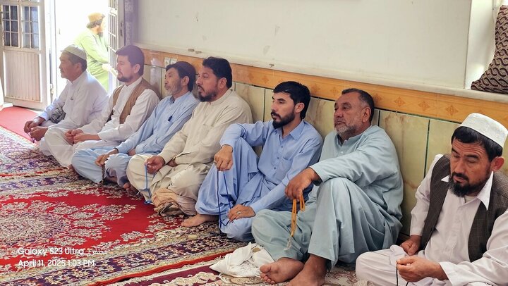 Photos: Friday prayers of Afghan Shiites in Helmand province